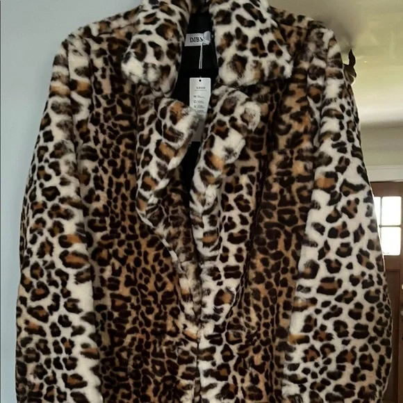 Leopard Print faux fur  coat